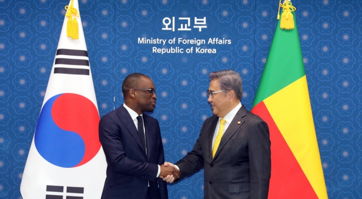 S. Korean, Benin FMs hold talks on bilateral ties, regional security