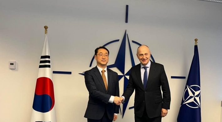 S. Korea's top nuclear envoy discusses NK threats with NATO officials