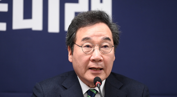 Ex-PM leaves Reform Party after rift with Lee Jun-seok