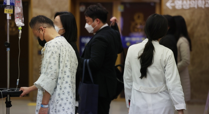 Deadline looms over trainee doctors’ walkout