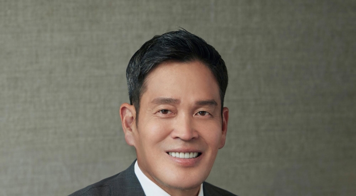 Shinsegae heir apparent promoted to chairman
