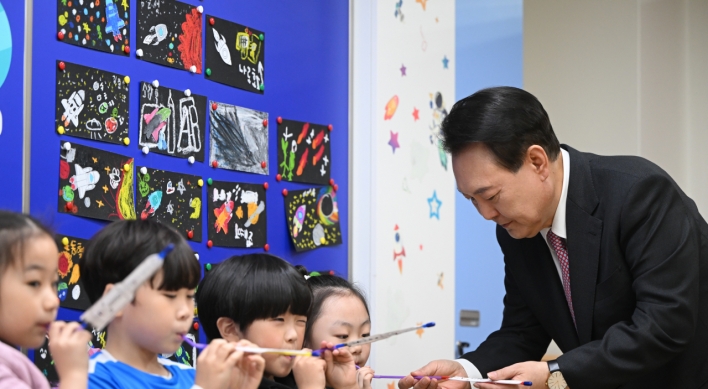 Korea to cut no. of teachers amid diminishing student numbers