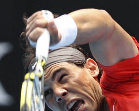 Nadal advances quickly at Aussie Open
