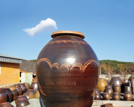 Korea’s largest clay pot hitting the record books