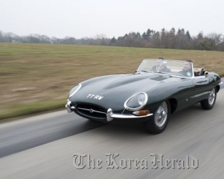 Jaguar gives special tributes to the legendary E-Type