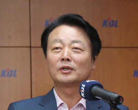 Han Sun-kyo elected as KBL commissioner