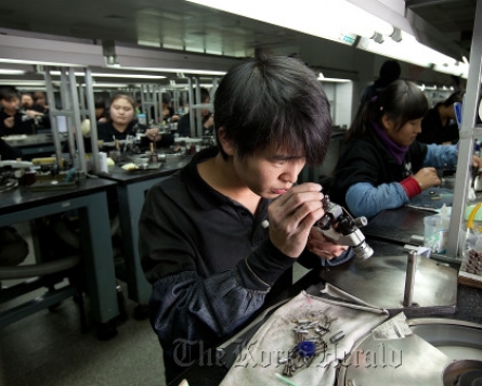 Diamond sales booming in China