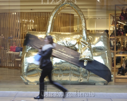 Mulberry is world’s top fashion retailer