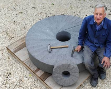 Germany’s last millstone mason pressed for time