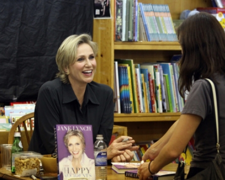 Jane Lynch, a role model with laserlike focus