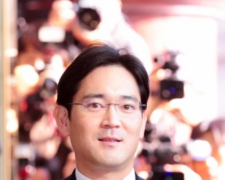 Samsung heir to attend Jobs memorial service at Stanford