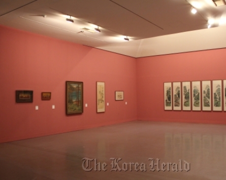 MOCA sheds light on donors