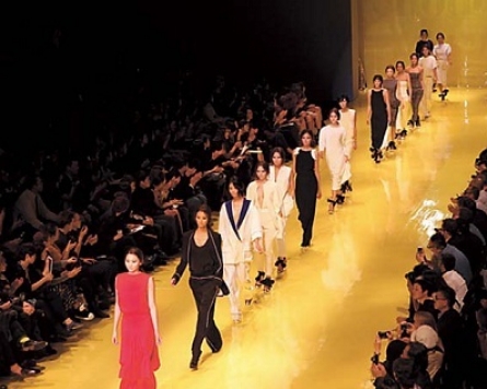 Seoul Fashion Week features new designers at new runway