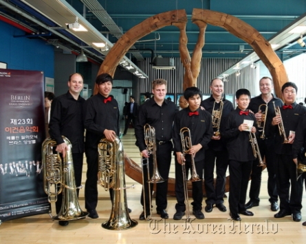 Berlin Phil Brass Ensemble shares joy of music with visually impaired