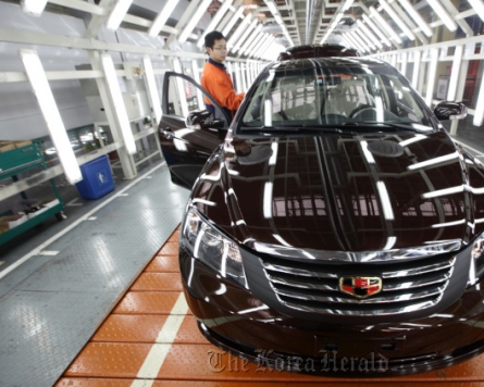 China decade away from global carmaker: analyst