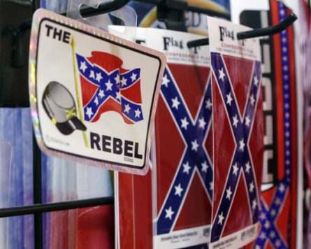 [Newsmaker] U.S. retailers pull Confederate flag