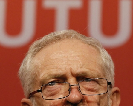 [Newsmaker] Socialist Corbyn wins U.K. Labour leadership