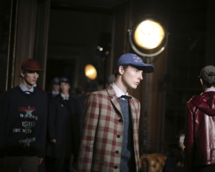 Classical fuses with punk to kick off Paris menswear shows