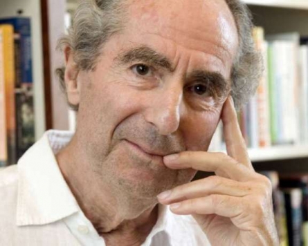 Philip Roth, fearless and celebrated author, dies at 85