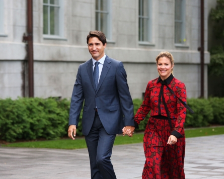 Canada PM's wife tests positive for new coronavirus
