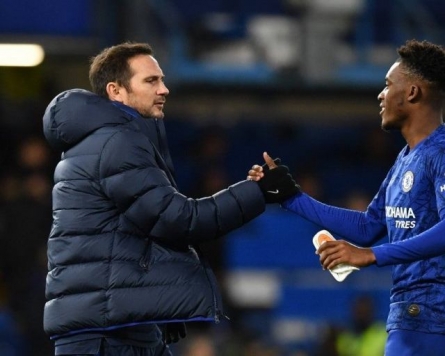 Chelsea's Hudson-Odoi becomes first Premier League player with virus