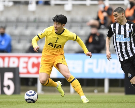Tottenham's Son Heung-min held off score sheet in return from injury
