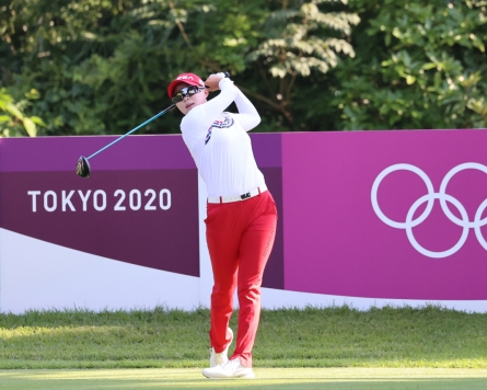 [Tokyo Olympics] S. Korean golfers inspired by volleyball team's comeback win over Japan