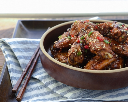 [Holly’s Korean Kitchen] Korean honey garlic chicken wings
