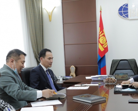 Mongolian deputy foreign minister meets North Korean ambassador
