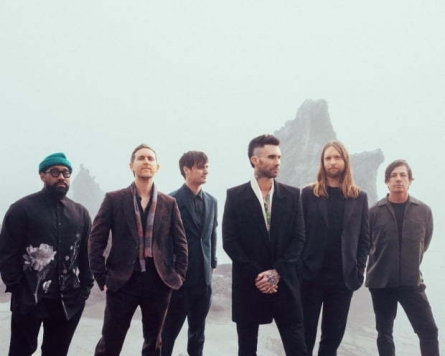 Maroon 5 accused of using Rising Sun flag in world tour poster