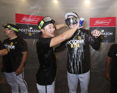 Padres' Kim Ha-seong set for 1st MLB postseason appearance