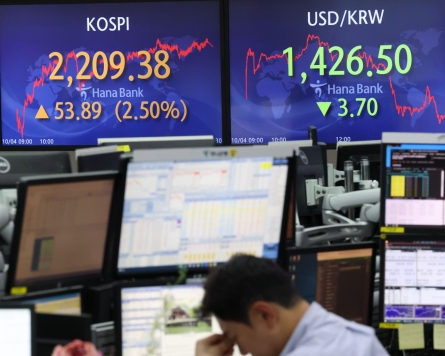 Seoul shares rebound from 2-year low on tech gains