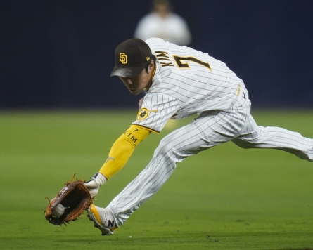Padres' Kim Ha-seong picks up RBI in stunning NLDS victory over Dodgers