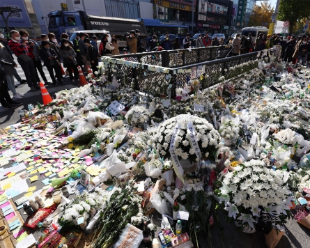 Teenage suicide officially recognized as Itaewon crowd crush death