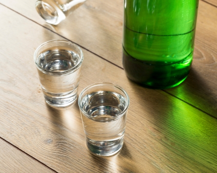 [Weekender] Why soju price hikes are causing Koreans so much anguish