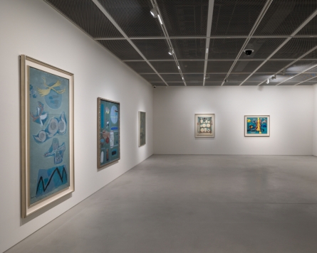 Hoam Museum of Art reopens with abstract master Kim Whan-ki retrospective