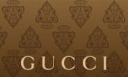 물 마시는 것도 보고하고, 화장실도 허락 받아야 하는 中 ‘GUCCI’ 매장