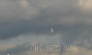 日 상공서 ‘트랜스포머 UFO’ 포착…“비닐봉지 아냐?”