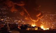 이스라엘, 대규모 공습에 팔인 9명 사망…하마스, 예루살렘에 첫 로켓포 반격