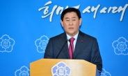 최경환 “한-중 FTA 곧 가서명…연말정산, 억울한 사람 없게 개편”