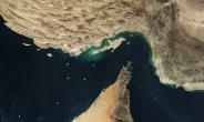 페르시아만 해전 일촉즉발(?)…美-이란 해군 기싸움