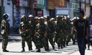 ‘중국의 화약고’ 신장지역 위구르인 6명 테러혐의 사살