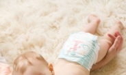 초여름 기저귀 발진과 땀띠 예방하는 아기 피부 관리 노하우
