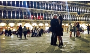 [아!트래블-1500년 역사 ‘물의 도시’ 베네치아]술 없어도 취한다, 낭만 가득한 산마르코 광장