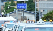 ‘김포-인천’ 택시요금이 40만원…외국인에 10배 바가지 요금 ‘나라 망신’