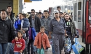 독일ㆍEU ‘난민 연대세’ 도입?…독일 정부 부인