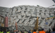 대만 지진 사망자 112명..17년만의 최대 피해