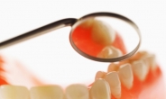 [임플란트 전 치아 관리부터 ①] 민간요법, 치아 관리에 도움 될까?