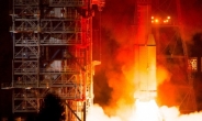 중국 ‘우주 굴기’ 탄력…유인 우주선 ‘선저우 11호’ 발사