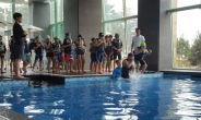리솜오션캐슬 구조수영강습 초등생에 인기